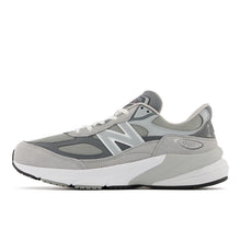 Made in USA 990v6 - Grey