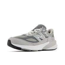 Made in USA 990v6 - Grey