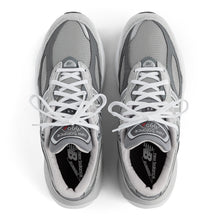 Made in USA 990v6 - Grey