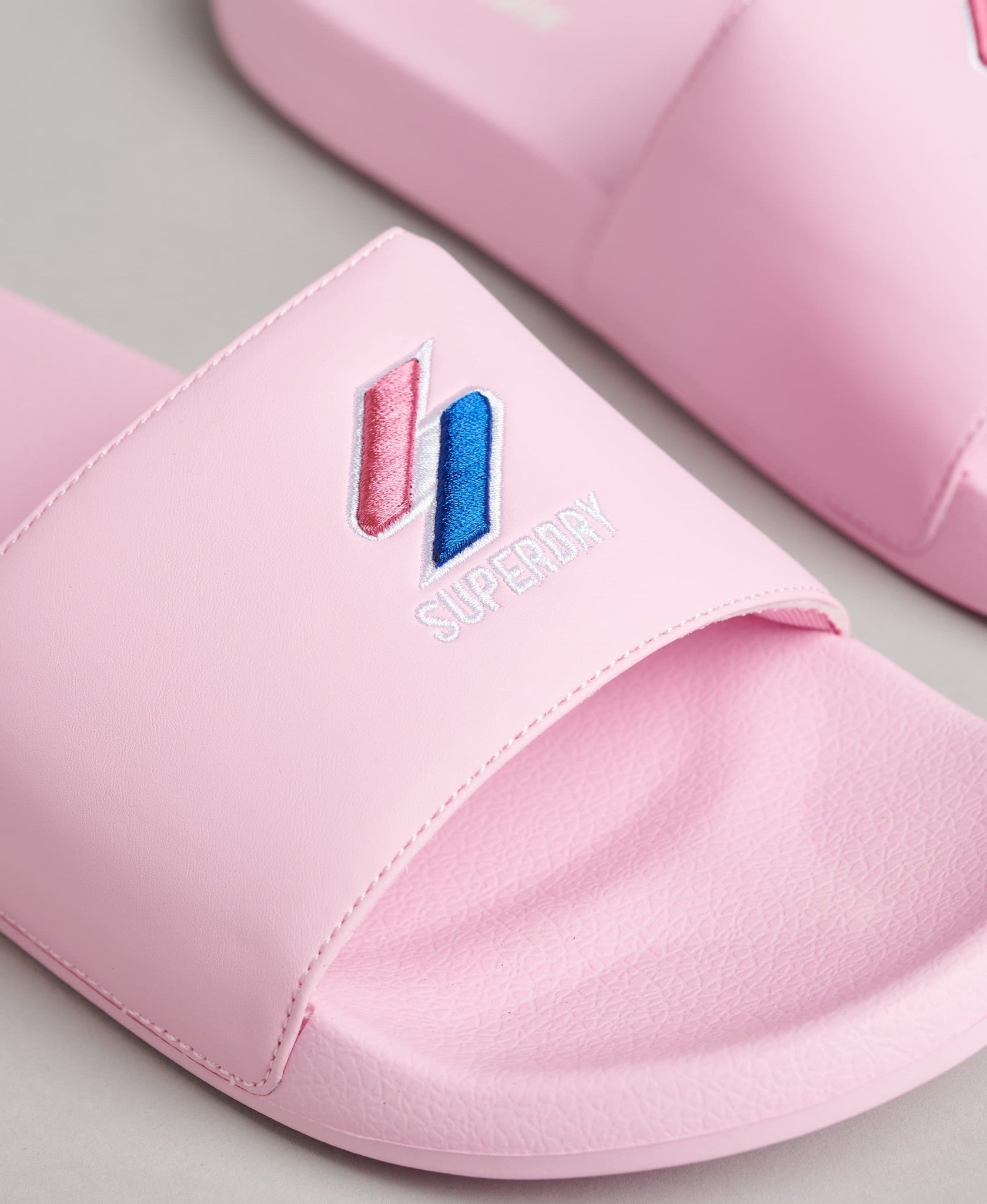 Superdry Essential Pool Slide