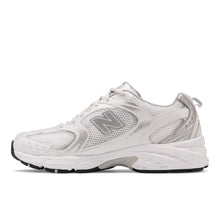 530 - White With Silver Metallic