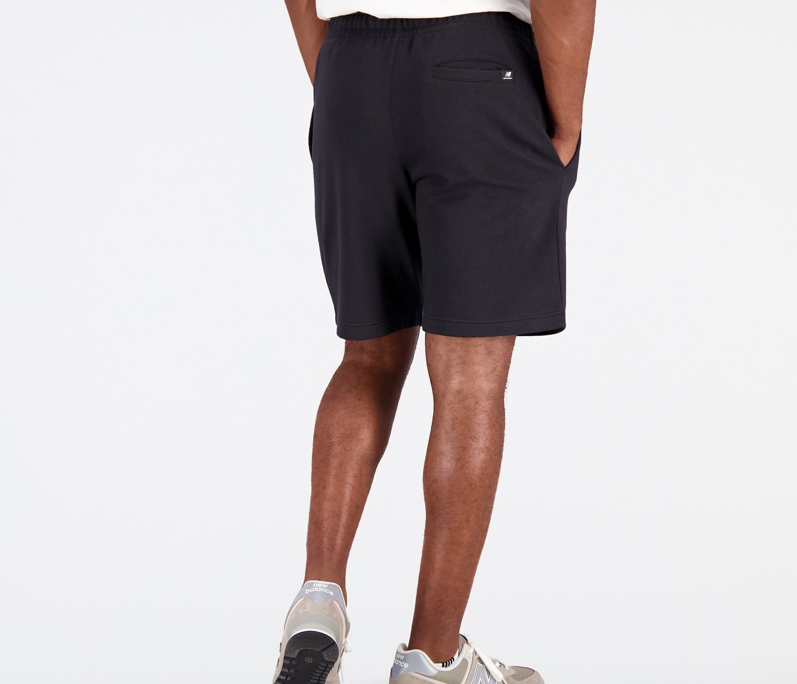 Short en molleton New Balance Black Essentials à logo superposé