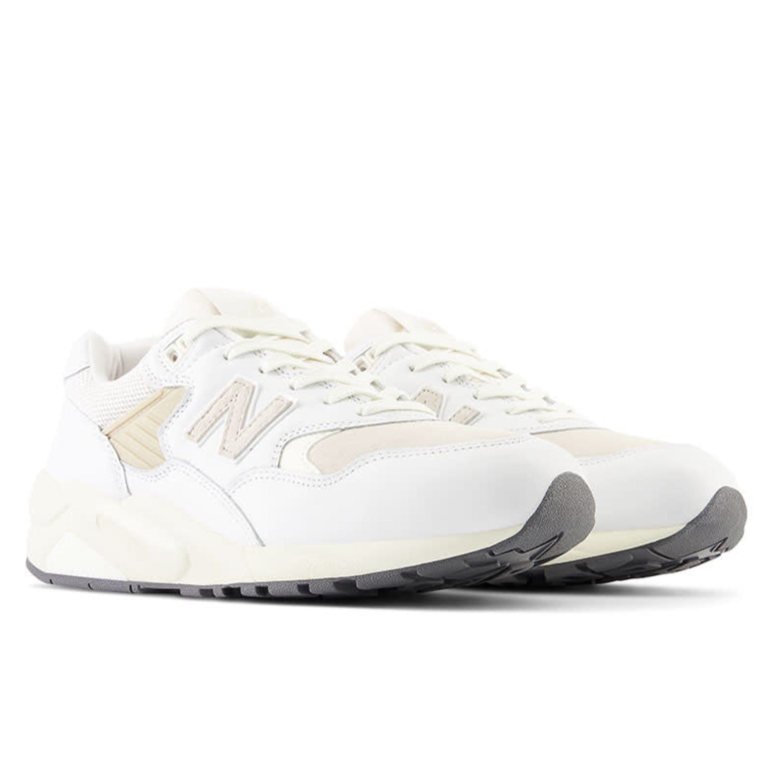 New Balance MT580VTG Blanc et beige