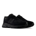 2010 - Black