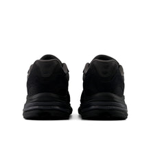 2010 - Black