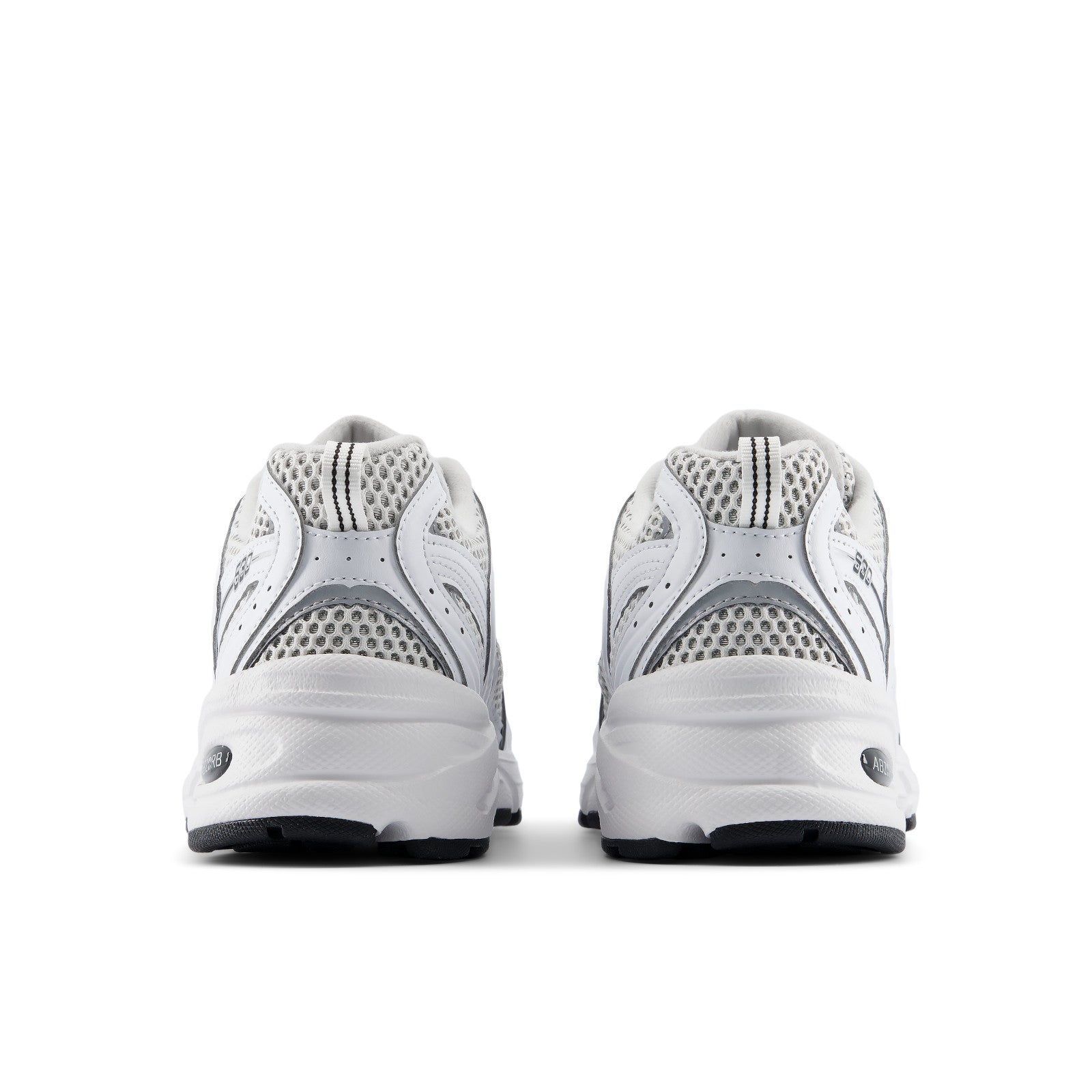 530 - White and Grey