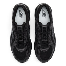 740 - Black