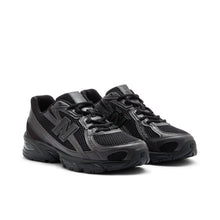 740 - Black