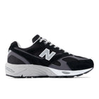 880 - Black