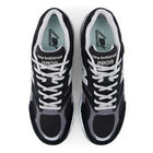 880 - Black