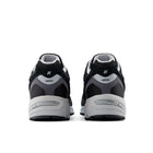880 - Black