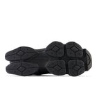 9060 - Black On Black