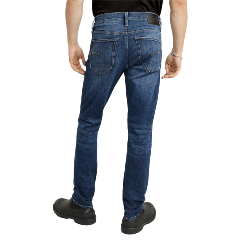 Medium Aged 3301 Slim Jeans