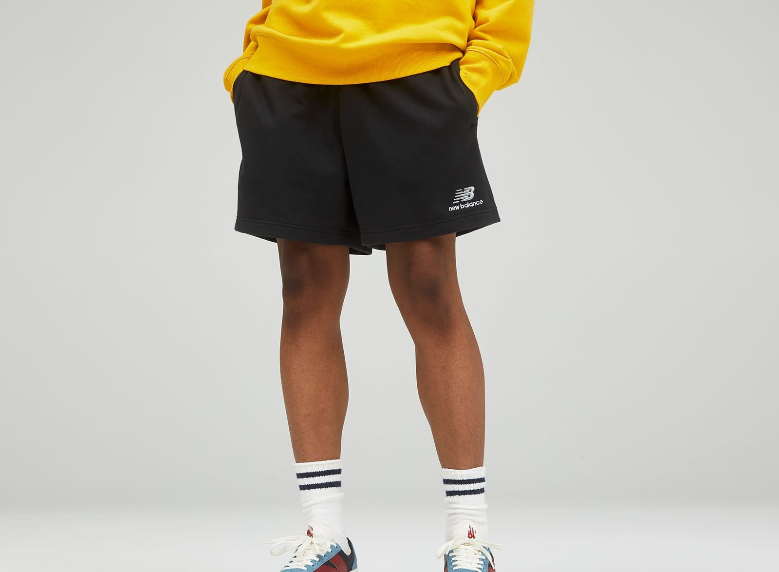 Short New Balance Uni-ssentials noir en molleton français